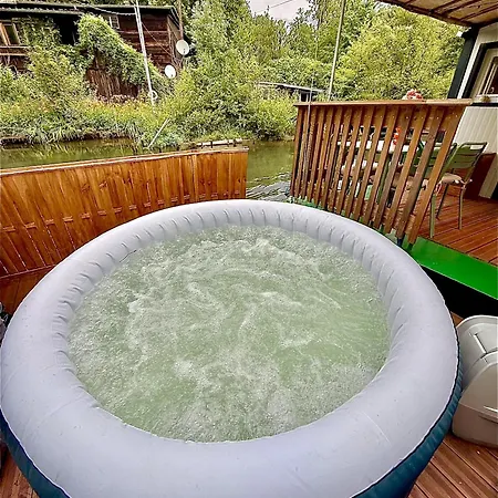 Botel Bateau Avec Jacuzzi Aux Portes De Strasbourg